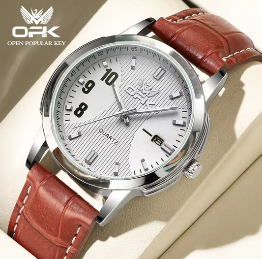Montre Classique Résistante en Cuir Raffiné