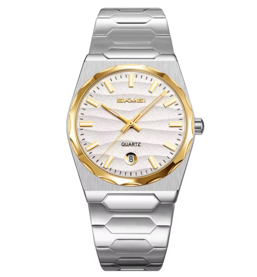 Montre Dorée en Acier Robuste pour Hommes