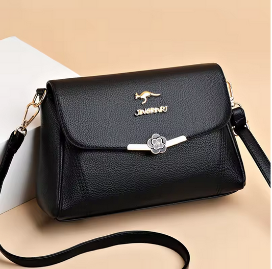 Sac raffiné en cuir pour femmes élégantes